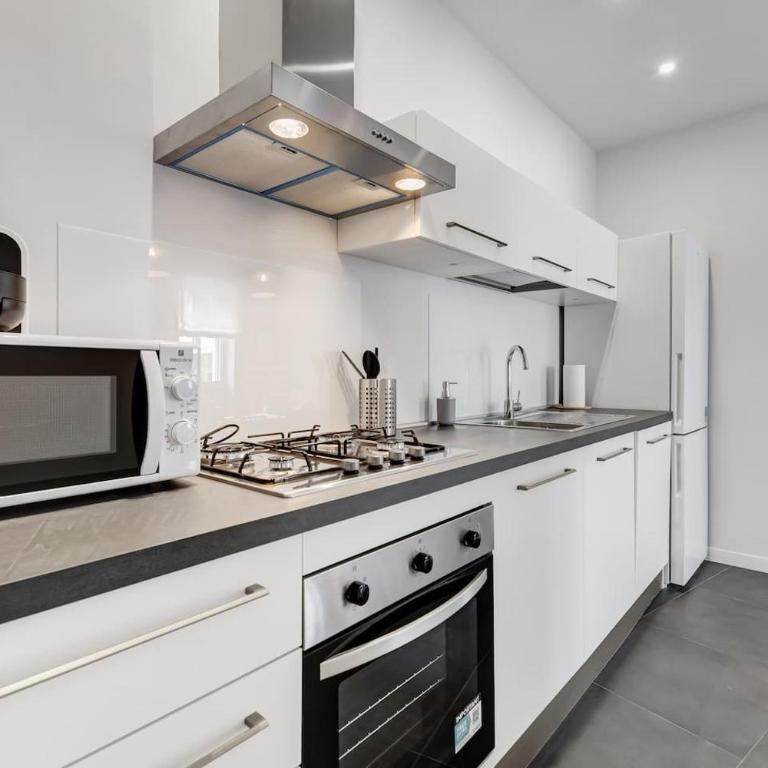Exclusive Rome Apartments - Camera Familiare - 16