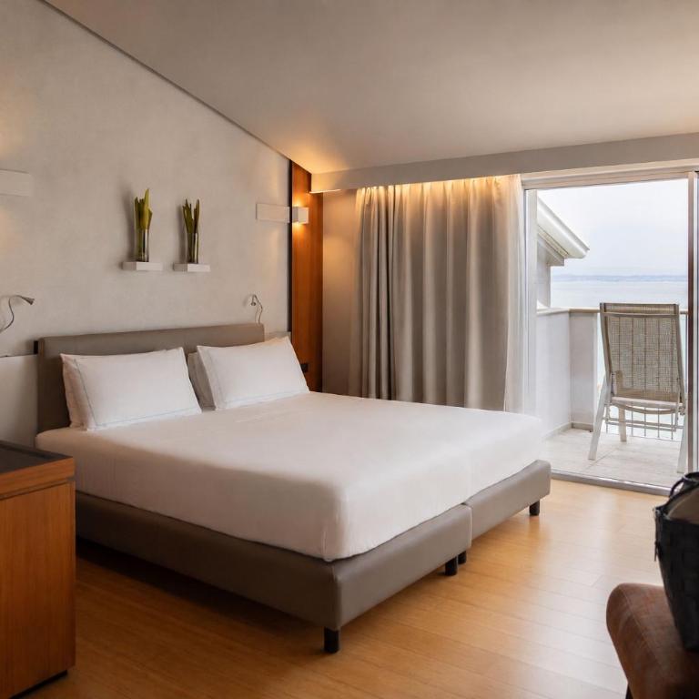 Hotel Ocelle Thermae & Spa - Adults Only - Wellness Junior Suite with Lake View and Spa Access - 6