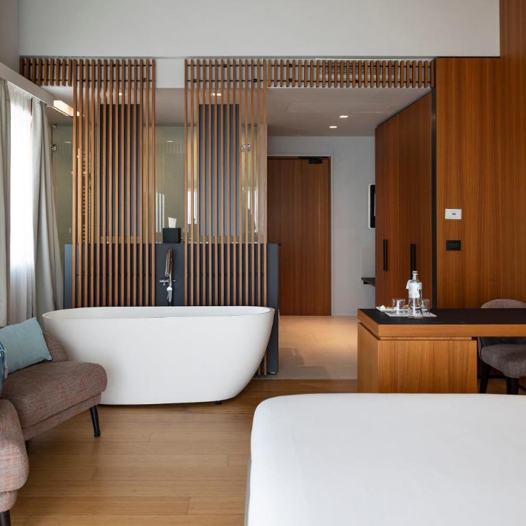 Hotel Ocelle Thermae & Spa - Adults Only - Wellness Junior Suite with Lake View and Spa Access - 8