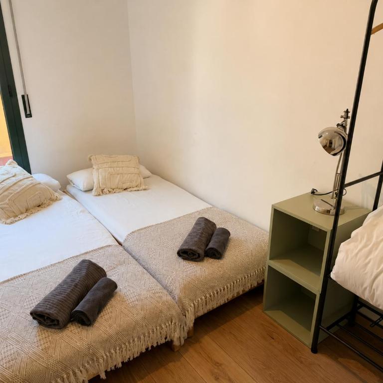 Plaza Catalunya City Center Apartments - Apartamento de 3 dormitorios con terraza - 49