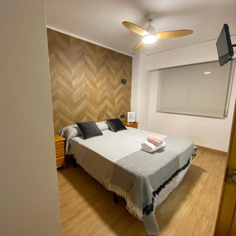 Apartamento Moderno Playa de Gandía Vistas al Mar Piscina Pádel y WIFI 4 PAX - Apartamento de 1 dormitorio - 6