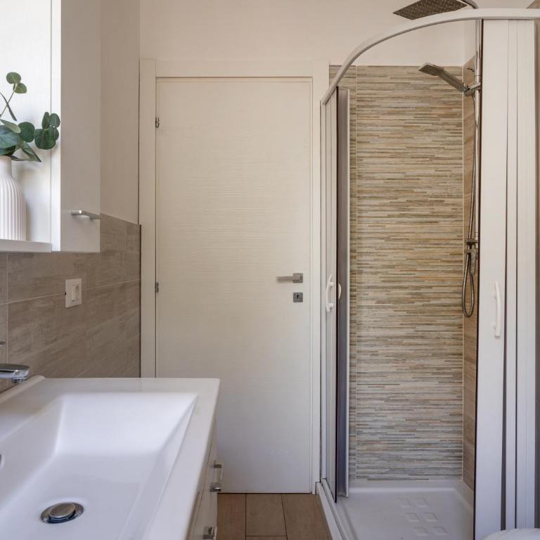 Riccione Chill Beach Flat - Il Lupo Affitta - Two-Bedroom Apartment - 8