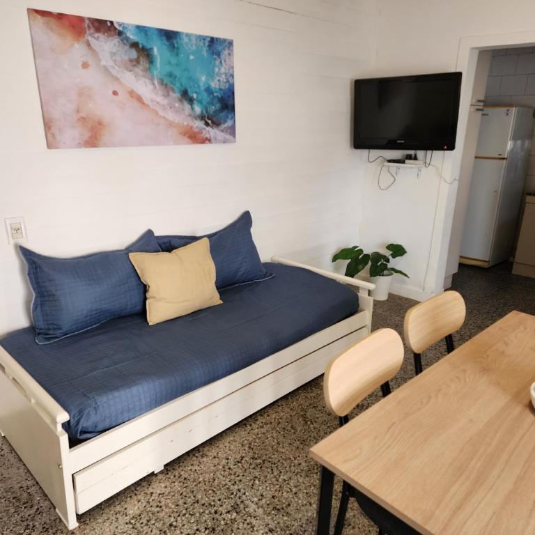 Casa a pasos de Clínica UOM, cochera, terraza, parrilla - Apartamento de 1 dormitorio - 5