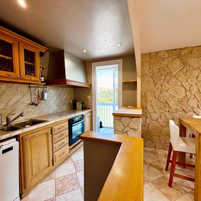 Casamea - Spacieux, Famille, Clim, Plage 15min - Appartamento con 2 Camere da Letto - 8