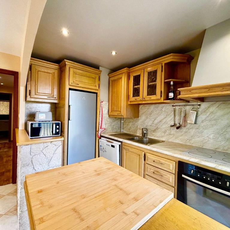 Casamea - Spacieux, Famille, Clim, Plage 15min - Appartamento con 2 Camere da Letto - 9