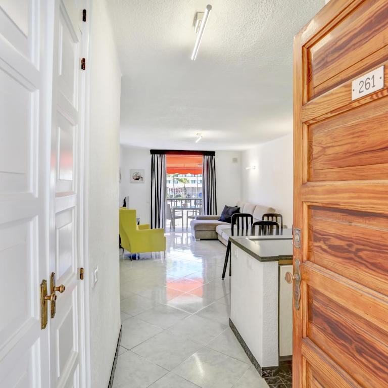 ROBERT APARTMENT PLAYA DE LAS AMÉRICAS - Two-Bedroom Apartment - 8