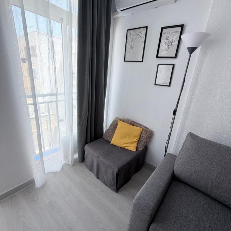 Two- story apartment near the sea 5 minutes - Appartamento con 1 Camera da Letto e Terrazza - 10