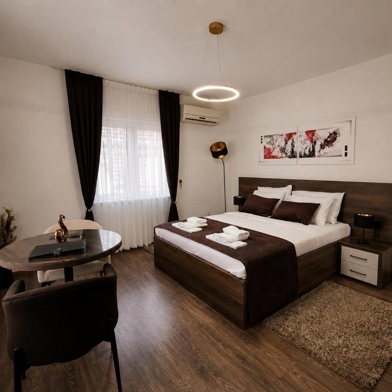 Villa Hum - Dvokrevetna Soba sa Bračnim Krevetom - 4