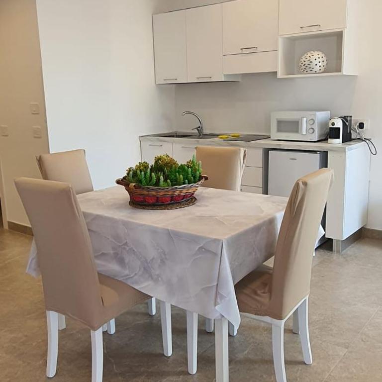 Ele & Ca Apartment - Two-Bedroom Apartment - 12