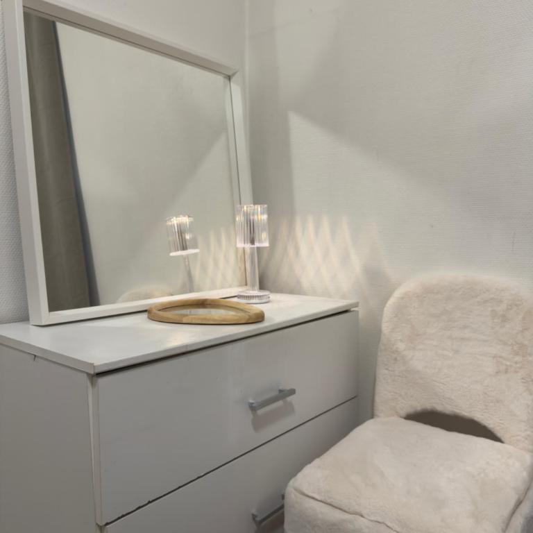 Quiet & bright apartment in Paris - Appartamento con 1 Camera da Letto - 9