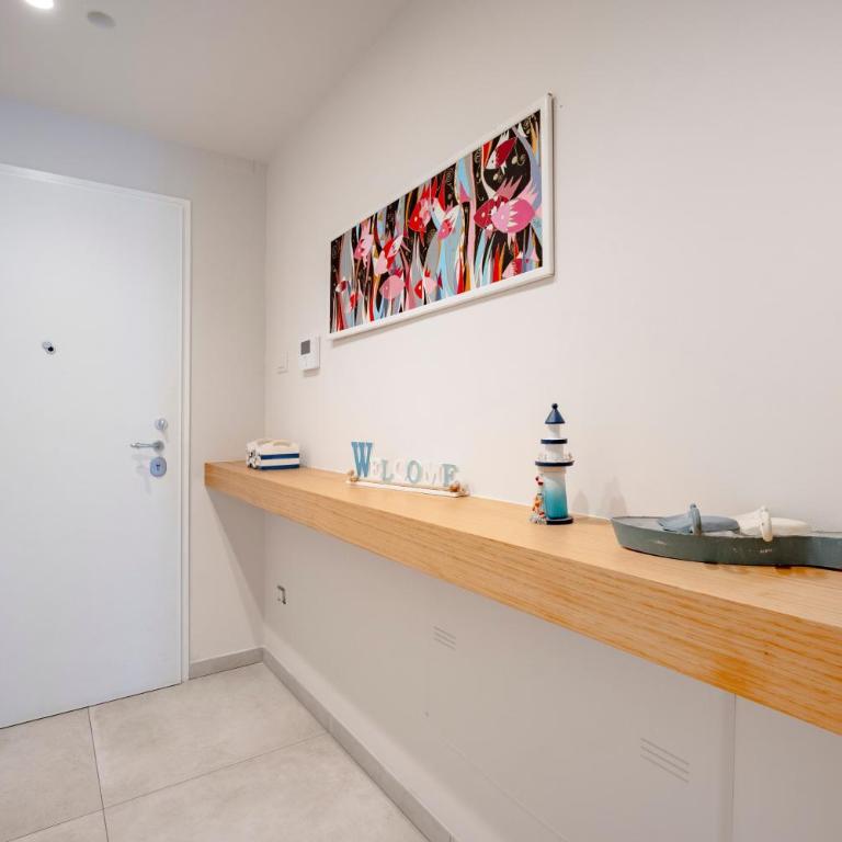 Marina Apartment - Appartamento Deluxe con 2 Camere da Letto e Vista Oceano - 19