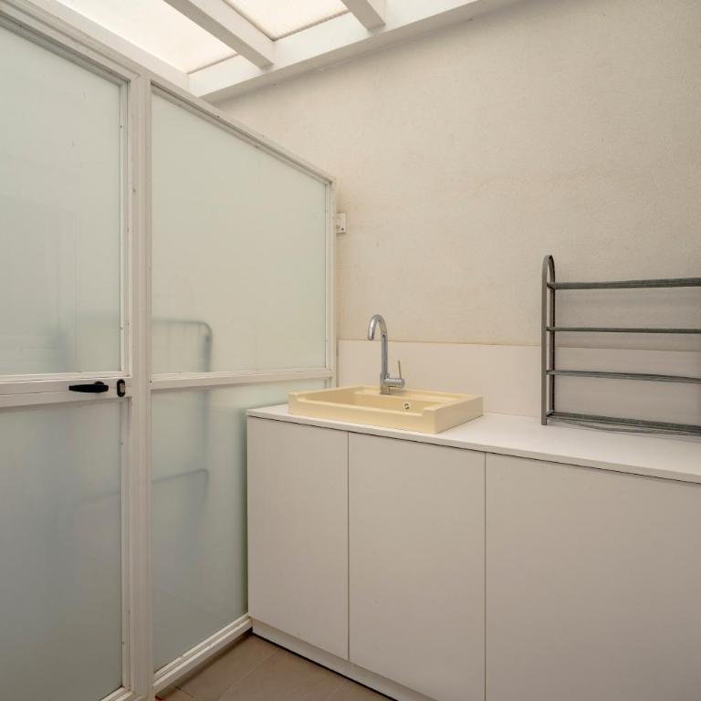 Marina Apartment - Appartamento Deluxe con 2 Camere da Letto e Vista Oceano - 11