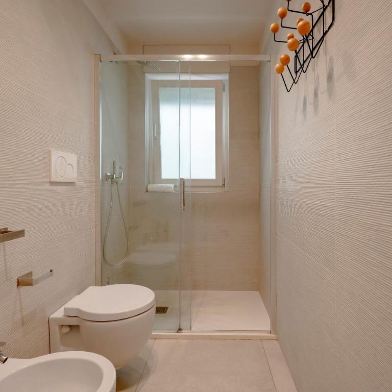 Marina Apartment - Appartamento Deluxe con 2 Camere da Letto e Vista Oceano - 16