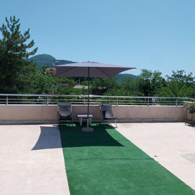 Apartmani Jaz 24 - One-Bedroom Apartment with Sea View - 1