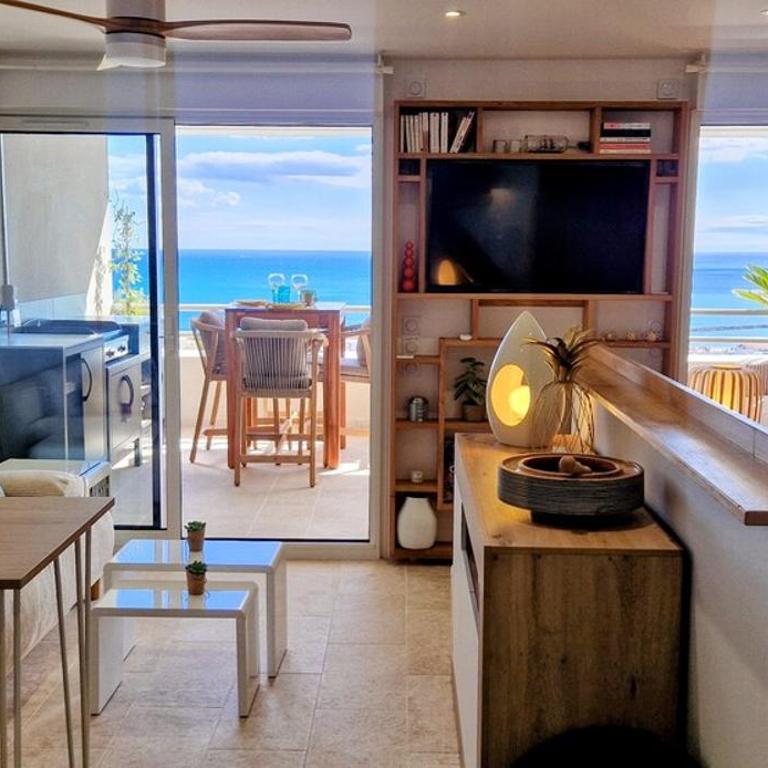 L'ESCAPADE, Vue mer Exceptionnelle, Standing, Piscine, Tennis, Climatisation, Parking - Apartment - 2