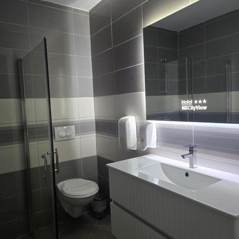Garni Hotel Niš City View & Spa - Apartman - 6