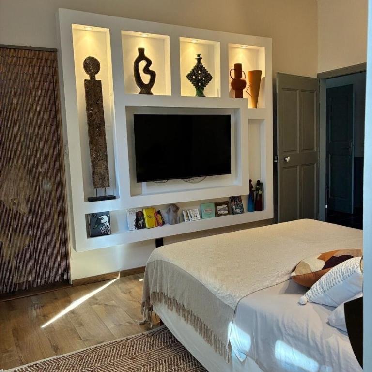 Maison de Caractère avec Piscine - Villa 3 Chambres - 23
