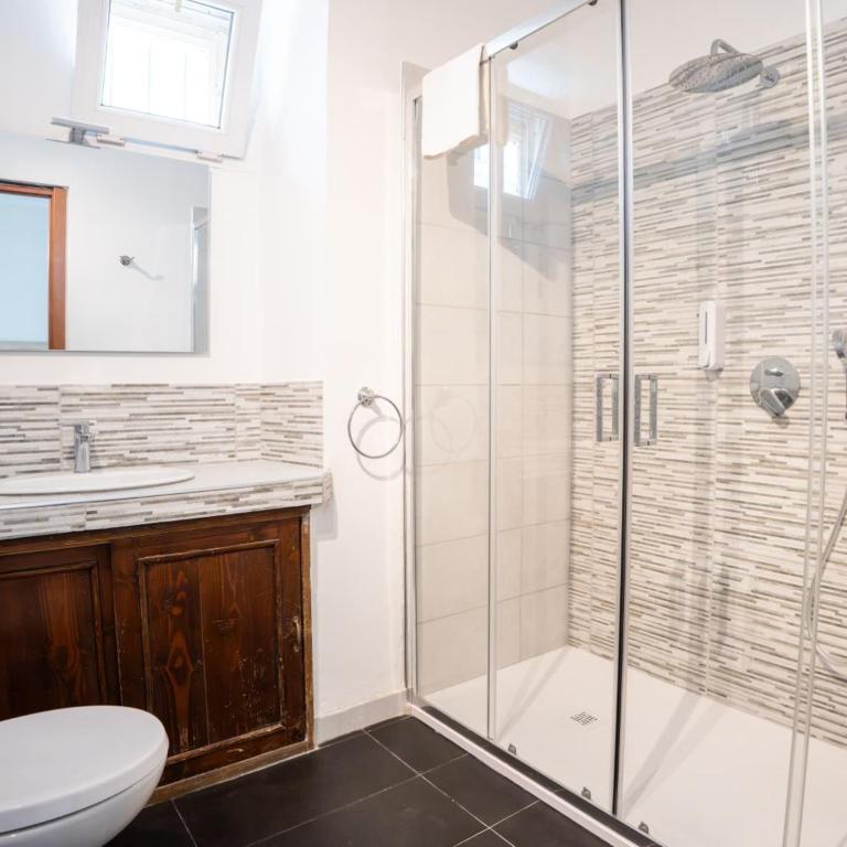 Imperial GuestHouse - Suite King con Vasca Idromassaggio - 38