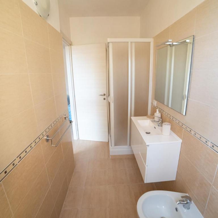B&B "L'Eco del Mare" - Camera Quadrupla Comfort - 8