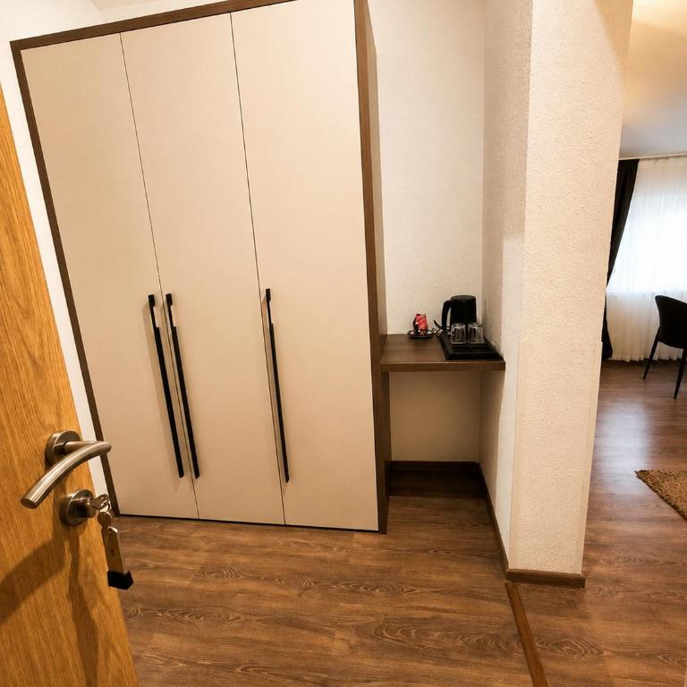 Villa Hum - Dvokrevetna Soba sa Bračnim Krevetom - 9