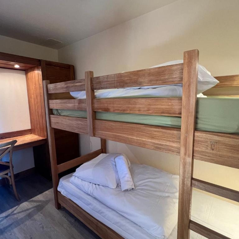 Apparts au Cœur de St-Lary - Piscine Chauffée et Sauna - Appartement en Duplex - 8