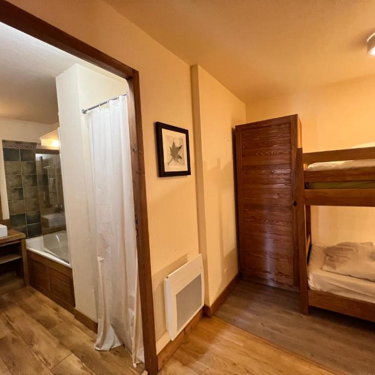 Apparts au Cœur de St-Lary - Piscine Chauffée et Sauna - Appartement en Duplex - 3