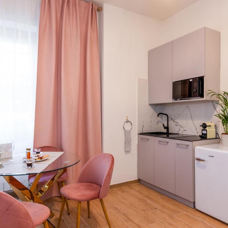 Apartment at 30 Viale Famagosta - Appartamento con 1 Camera da Letto - 28