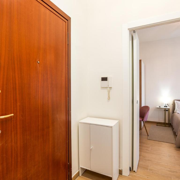 Apartment at 30 Viale Famagosta - Appartamento con 1 Camera da Letto - 46
