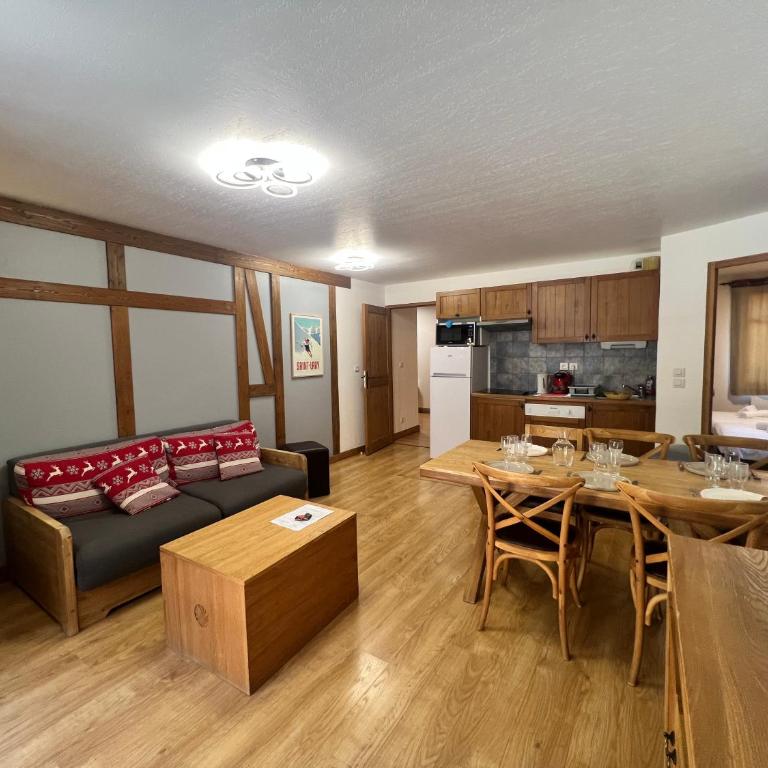Apparts au Cœur de St-Lary - Piscine Chauffée et Sauna - Appartement 3 Chambres - 7