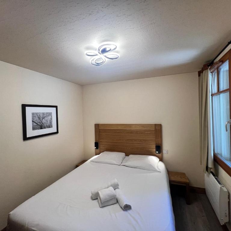 Apparts au Cœur de St-Lary - Piscine Chauffée et Sauna - Appartement 3 Chambres - 12
