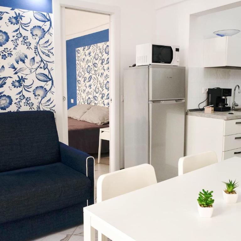 Holiday House Imperia - Appartamento con 2 Camere da Letto - 1