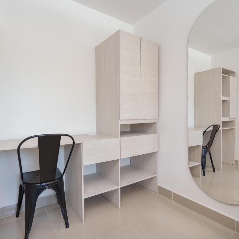 Hotel Santa Ana Medellin - Double or Twin Room with Balcony - 19