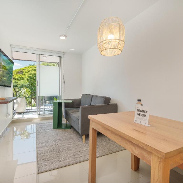 Hotel Santa Ana Medellin - Double or Twin Room with Balcony - 17