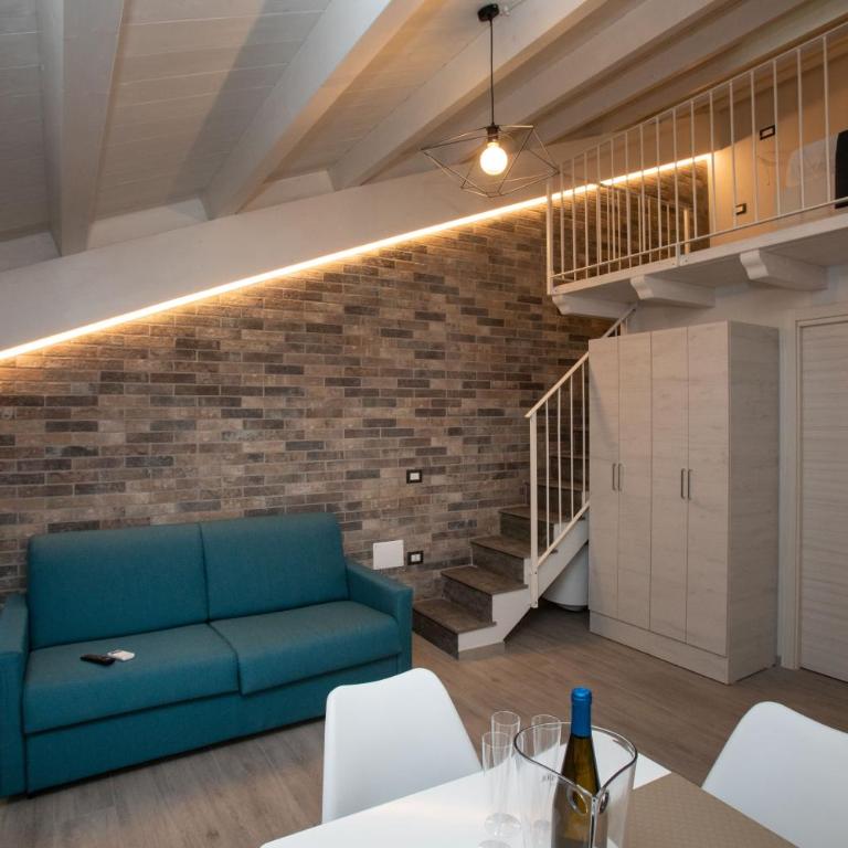 AL 54 Accommodation - Premium - Camera Familiare Superior - 1