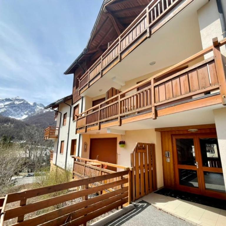 Balcon & calme face aux cimes - Appartement - 1