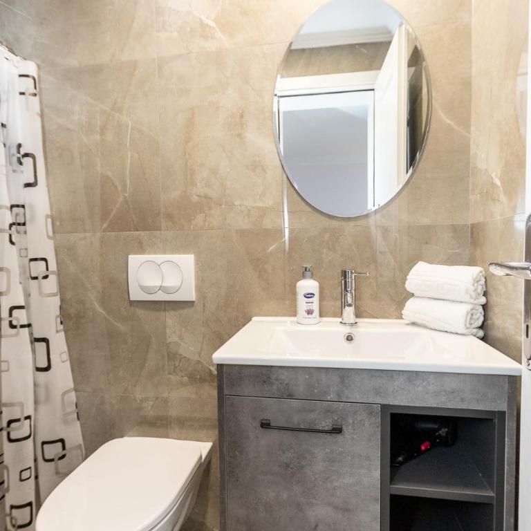 Whisper of Olives - 5 Min Drive to the Old Town, Bar - Apartman sa 1 Spavaćom Sobom - 56