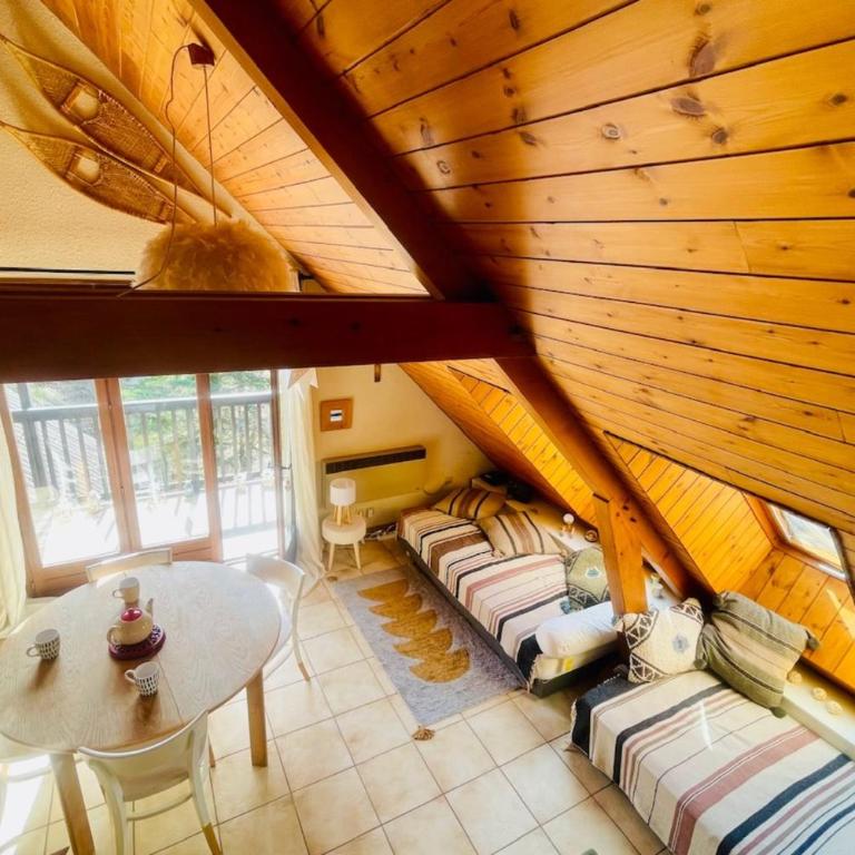 Nid de ski avec grand balcon - Appartement - 6