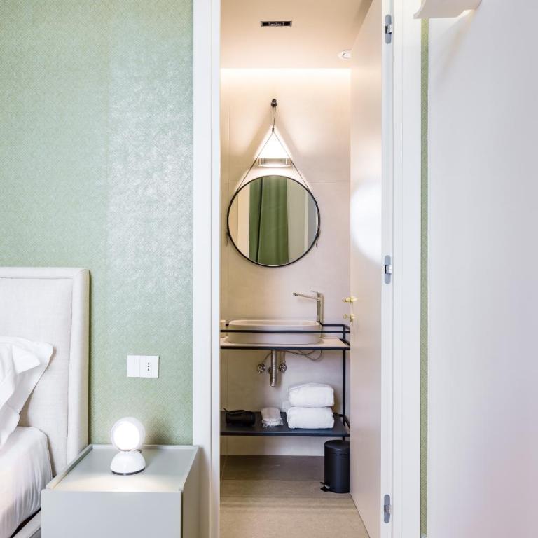 Caracolè Luxury Suites - Habitación Doble Deluxe con balcón - 7