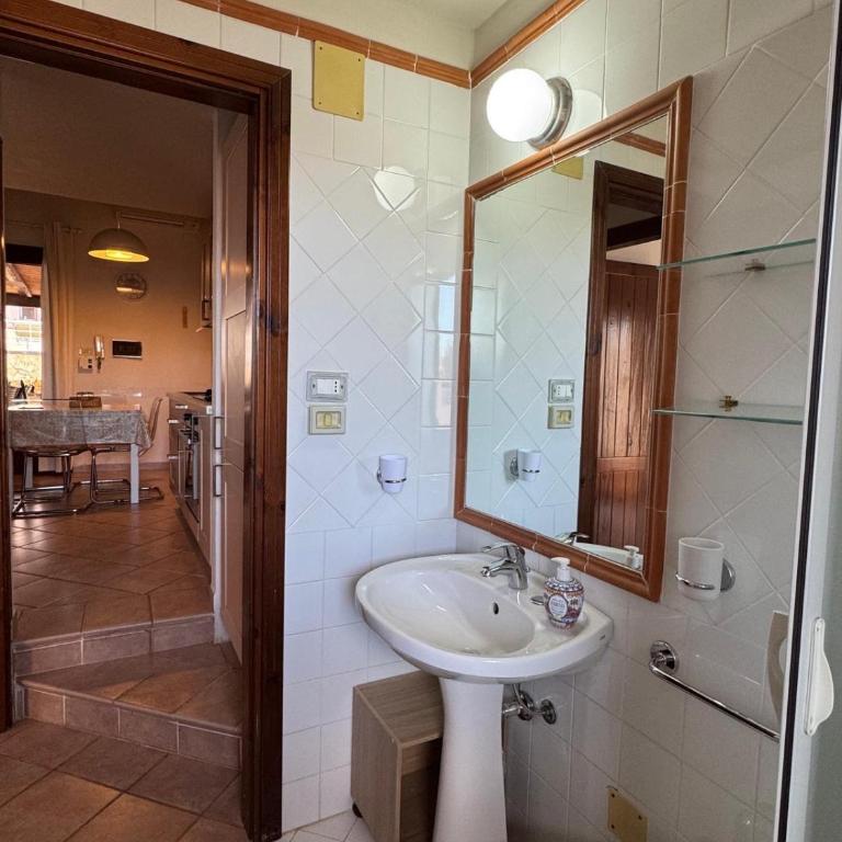 La Dimora delle Begonie - Appartamento con 2 Camere da Letto - 48