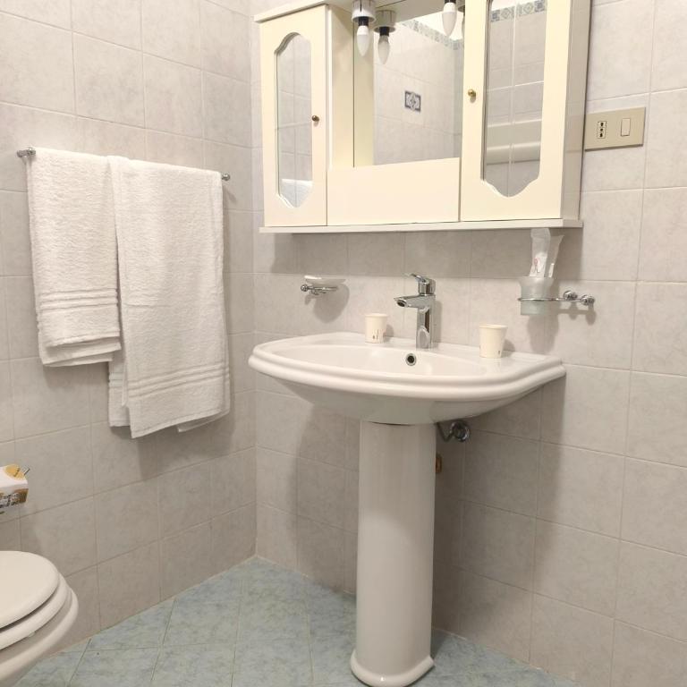 Theclahouse - Doppel- oder Zweibettzimmer - 1