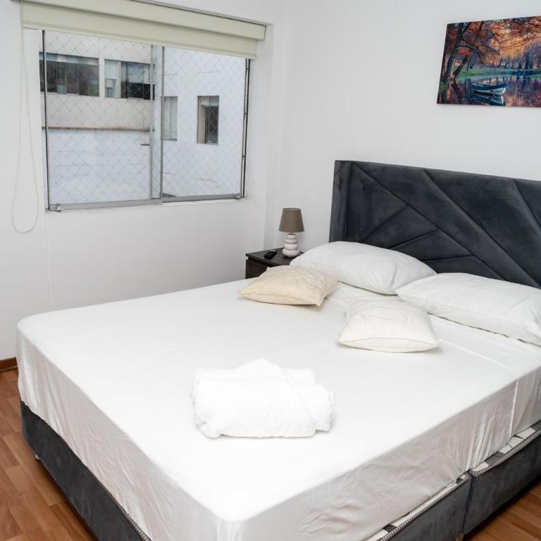 Departamento en el Corazón de Miraflores Peru - Apartamento con vistas y balcón - 84