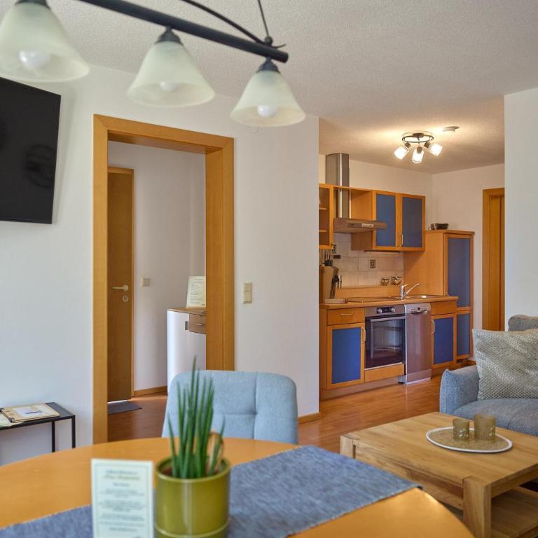Haus Bergharmonie - Apartment mit 1 Schlafzimmer und Dusche - 24