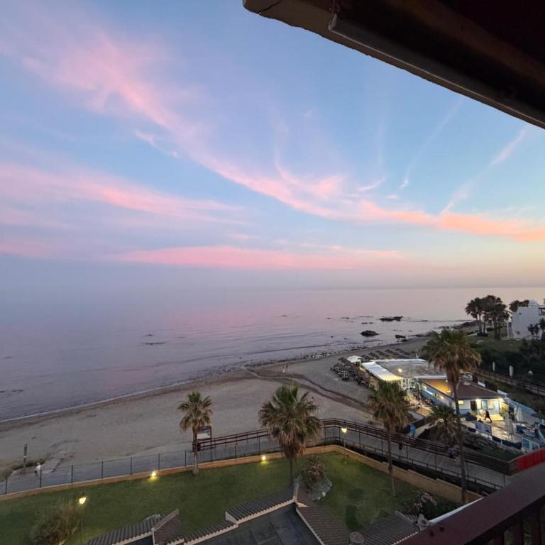 Sea Front View with Pool Paddle and Tennis Mijas - Apartamento de 1 dormitorio - 32