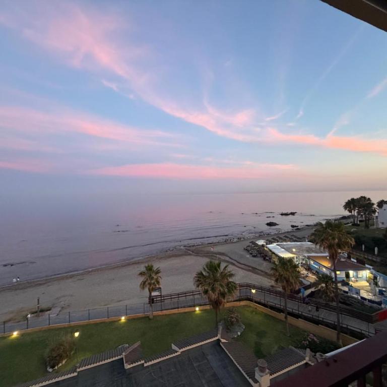 Sea Front View with Pool Paddle and Tennis Mijas - Apartamento de 1 dormitorio - 38