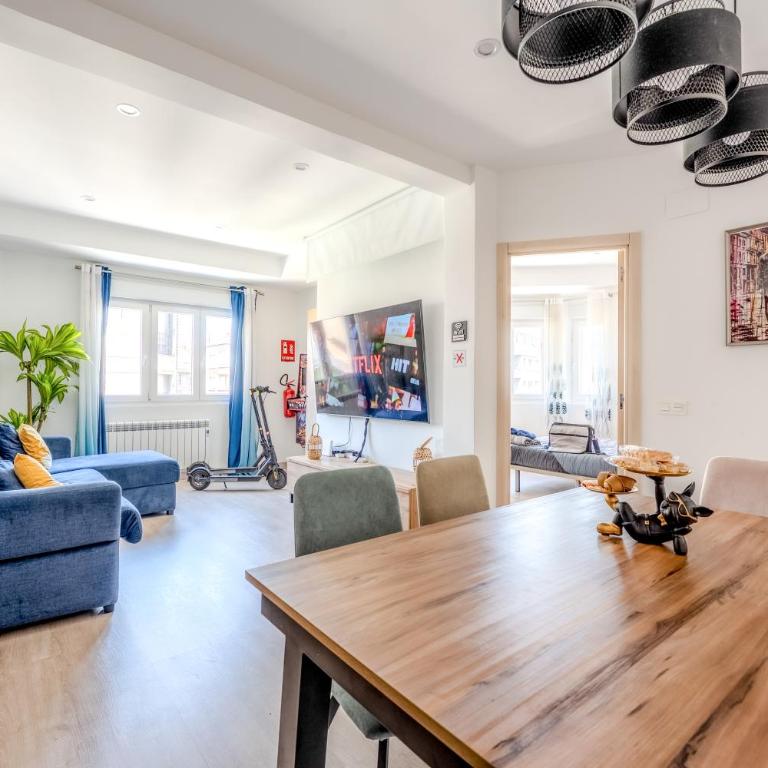 LUJO Proyector, Maquina Arcade, Wifi y Patinetes - Apartment mit 3 Schlafzimmern - 5