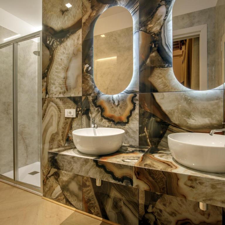 The right place 4u - Casa Truman Collection - Sole Savelli Boutique GuestHouse - Camera Tripla Deluxe - 4