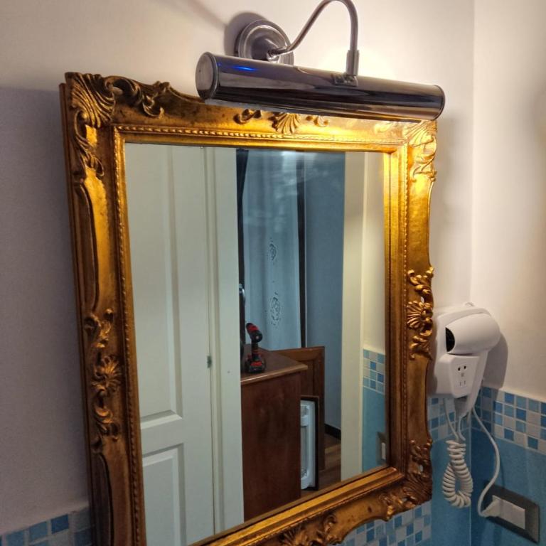 Room Procida in Villa La Tavernetta - Camera Matrimoniale con Bagno Privato - 3