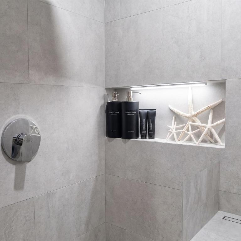 Lujoso apartamento de dos plantas con 3 dormitorios y 3,5 baños - Apartamento de 3 dormitorios - Planta Alta - 27