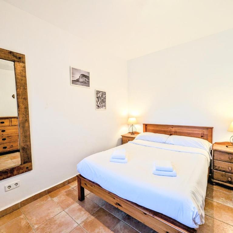 Villa Mas Blau Munt by Host&Joy - Villa con 3 Camere da Letto - 8