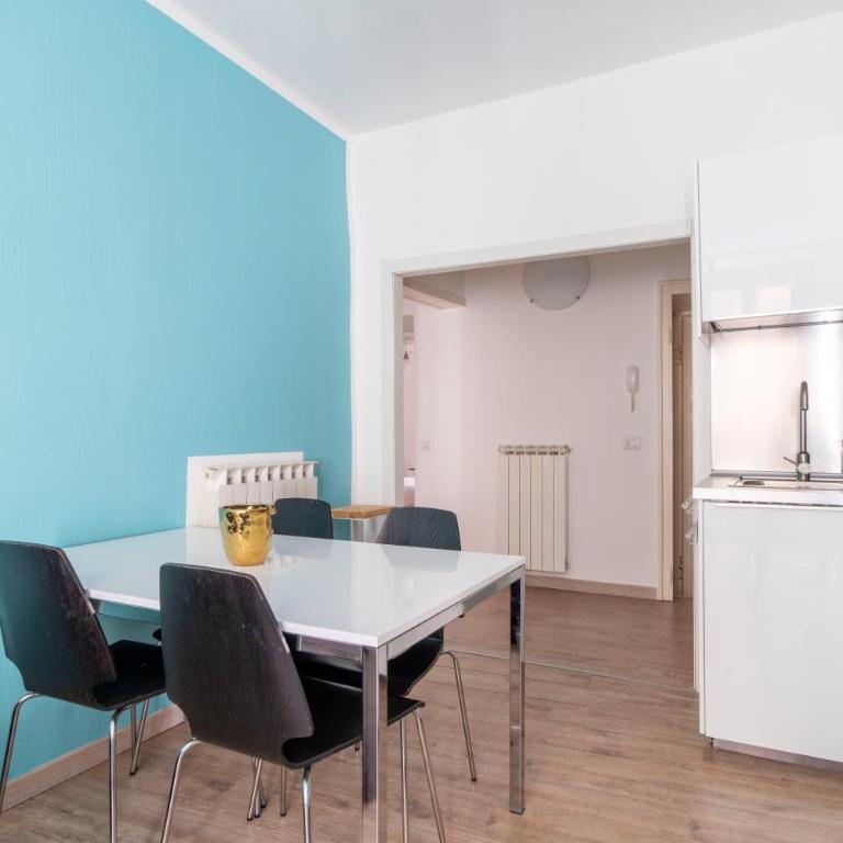 Vitani 30 - Nel cuore del centro storico di Como - Appartamento con 2 Camere da Letto - 9